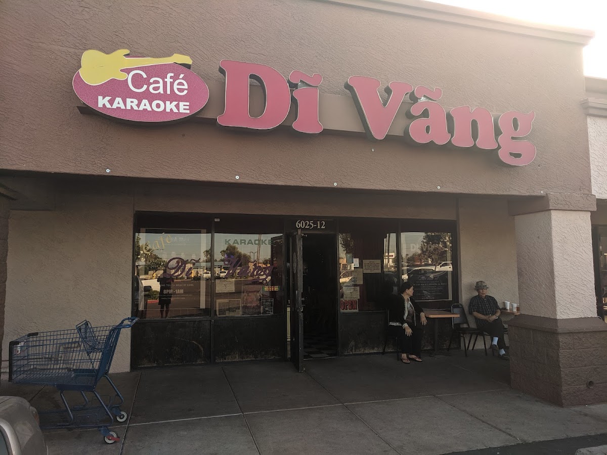 Dî Vãng Coffee Karaoke
