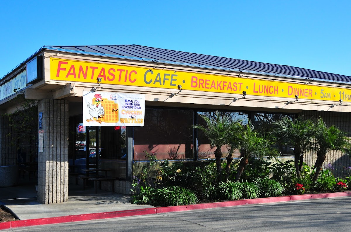 Fantastic Cafe.