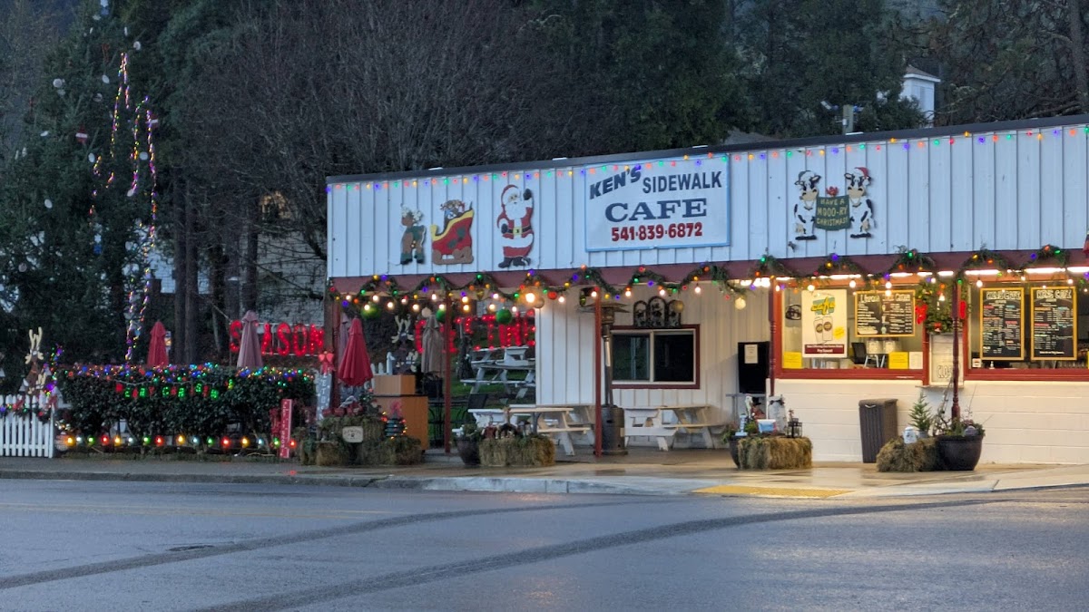 Ken's Sidewalk Cafe