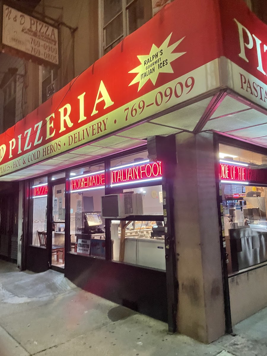 N & D Pizza East 29