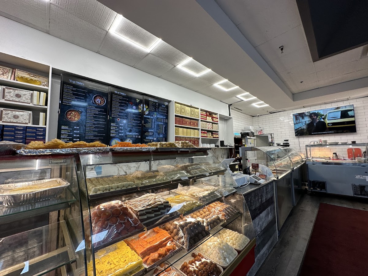 New India Sweets & Restaurant