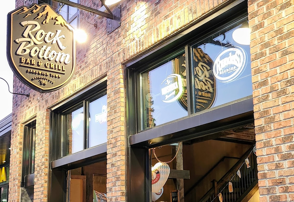 Rock Bottom Bar & Grill